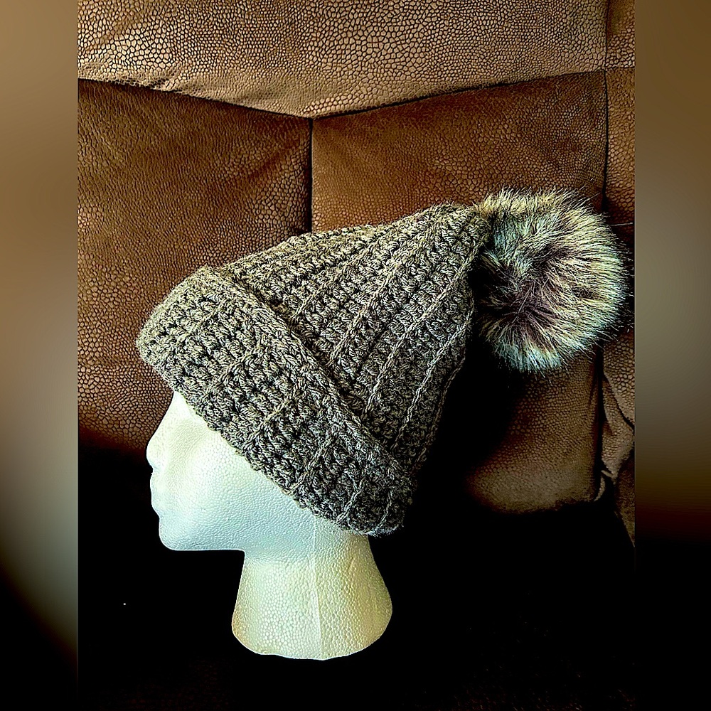 Women’s Gray Crocheted Hat with pom pom - OS